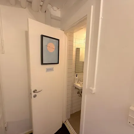 Bright Ground-floor 500m From Norrebro Station Copenhaga