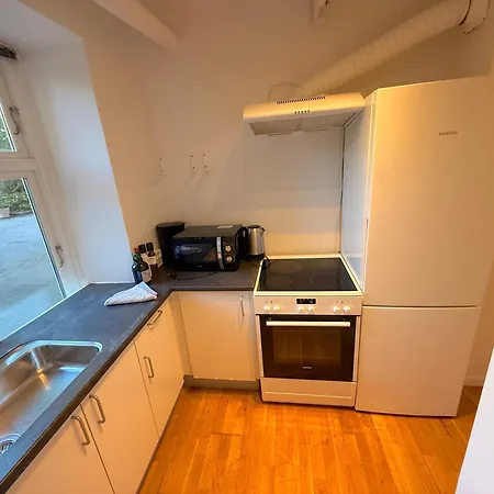 Bright Ground-floor 500m From Norrebro Station Apartamento
