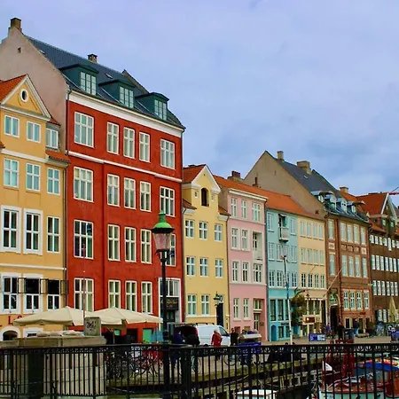 Bright Ground-floor 500m From Norrebro Station Apartament Kopenhaga