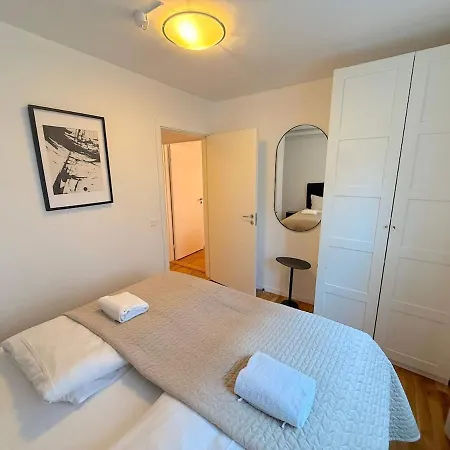 Apartamento Bright Ground-floor 500m From Norrebro Station Copenhaga